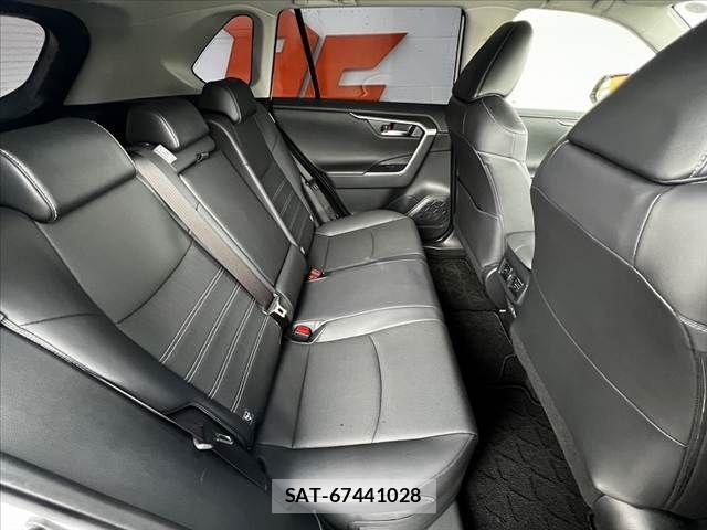 Toyota RAV4 2023-02 7727818-16