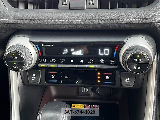 Toyota RAV4 2023-02 7727818-25