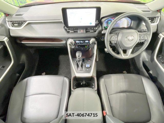 Toyota RAV4 2025-08 7727820-1