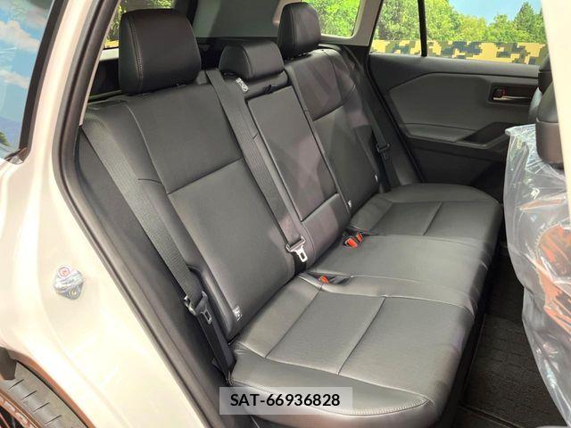 Toyota RAV4 2026-05 7727799-11