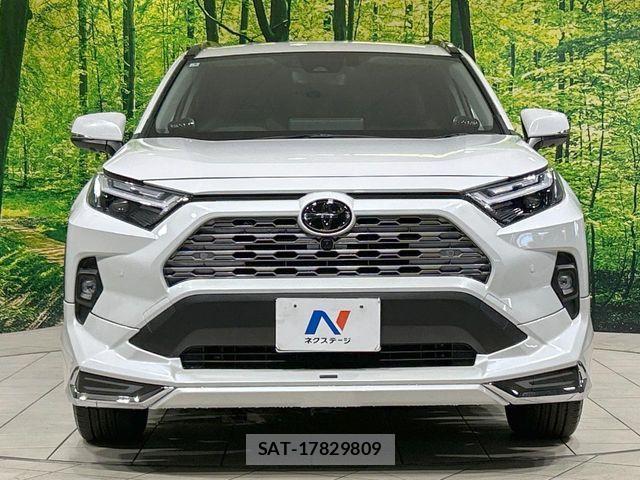 Toyota RAV4 2025-06 7727812-13