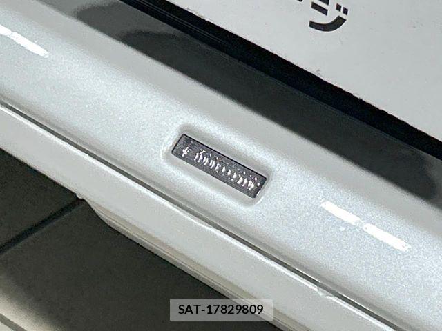 Toyota RAV4 2025-06 7727812-2