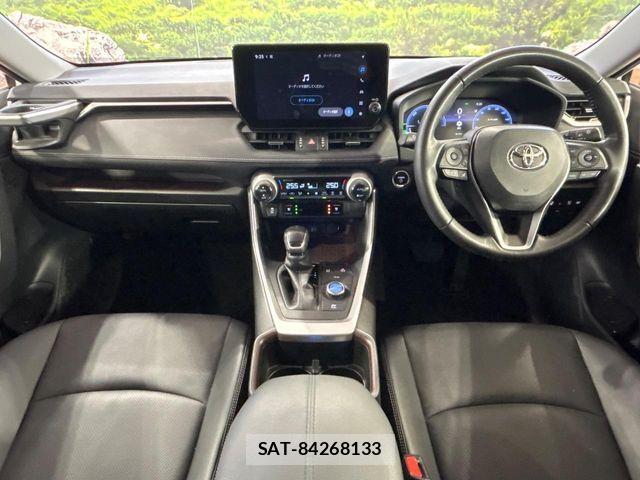 Toyota RAV4 2024-06 7727810-1