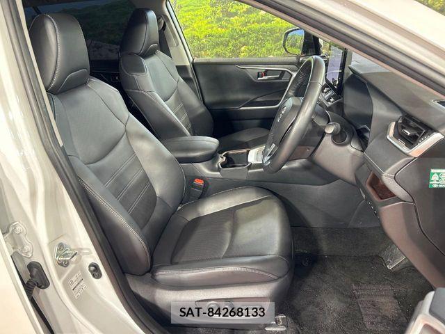 Toyota RAV4 2024-06 7727810-7