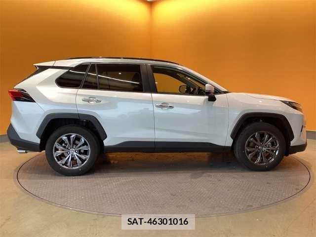 Toyota RAV4 2025-01 7727811-11