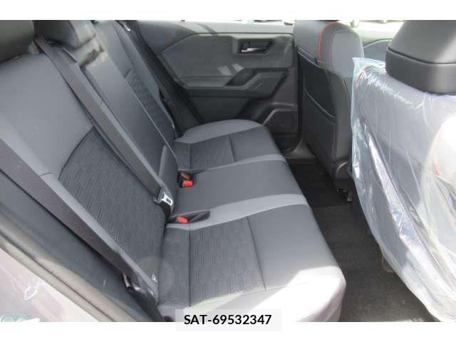 Toyota RAV4 2026-04 7788689-17