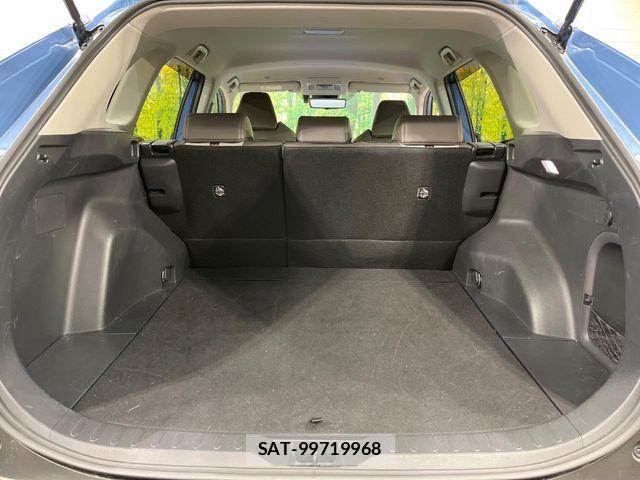 Toyota RAV4 2023-08 7879122-9