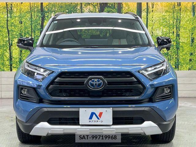 Toyota RAV4 2023-08 7879122-13
