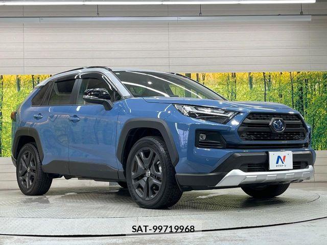 Toyota RAV4 2023-08 7879122-15