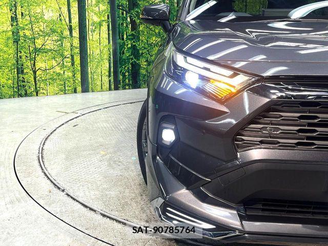 Toyota RAV4 2022-07 7879123-11