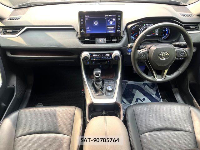Toyota RAV4 2022-07 7879123-1
