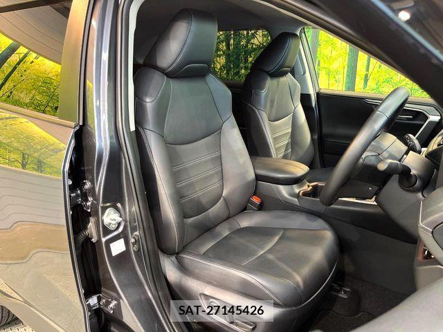 Toyota RAV4 2023-06 7879125-8
