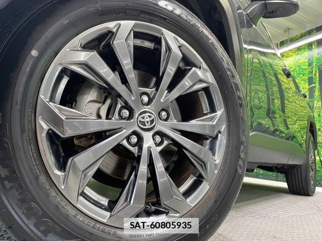 Toyota RAV4 2023-06 7903302-13