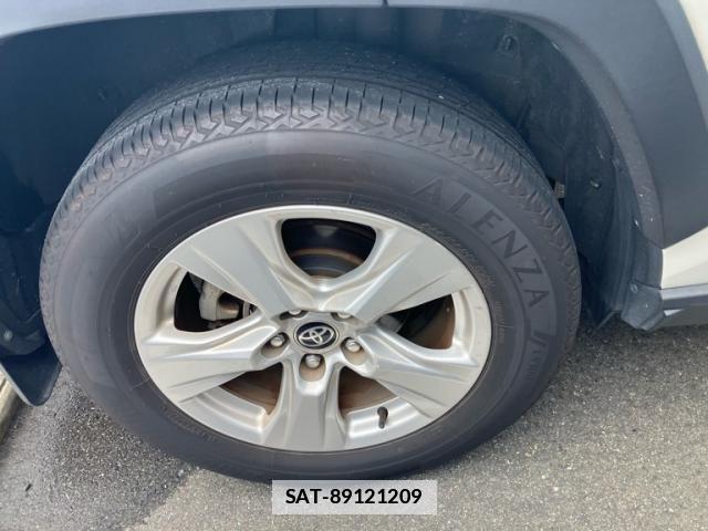Toyota RAV4 2019-12 7903304-10