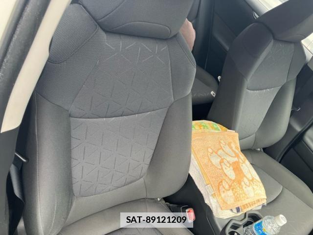 Toyota RAV4 2019-12 7903304-16