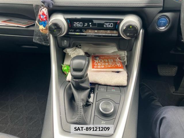 Toyota RAV4 2019-12 7903304-22