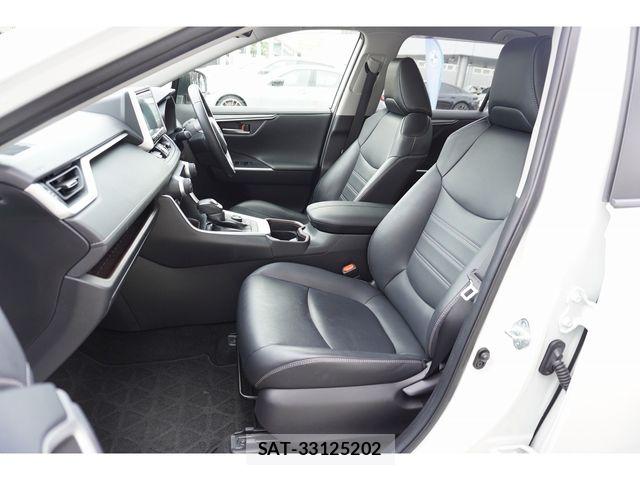 Toyota RAV4 2019-06 7903303-15