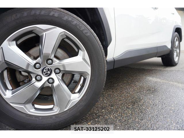 Toyota RAV4 2019-06 7903303-27