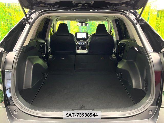 Toyota RAV4 2023-04 7963544-9