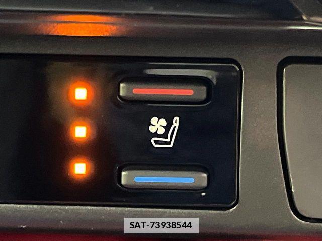 Toyota RAV4 2023-04 7963544-6