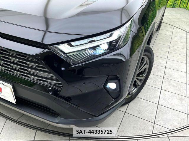 Toyota RAV4 2022-03 7963549-11