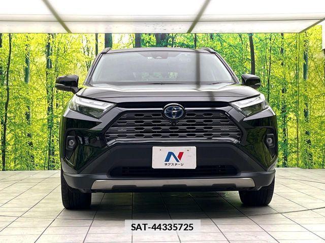 Toyota RAV4 2022-03 7963549-13