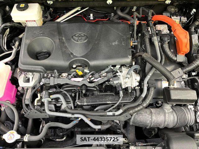 Toyota RAV4 2022-03 7963549-17