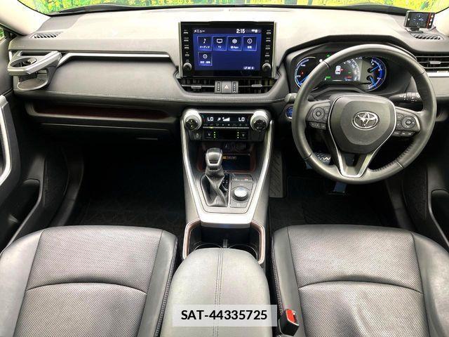 Toyota RAV4 2022-03 7963549-1