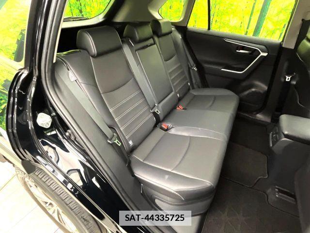 Toyota RAV4 2022-03 7963549-8