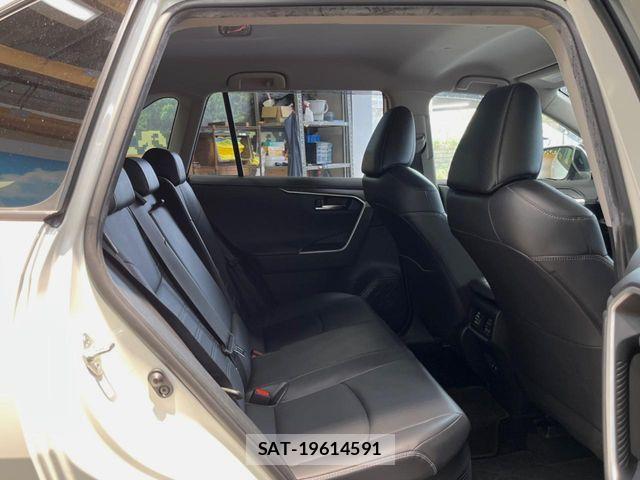 Toyota RAV4 2019-07 7963551-8