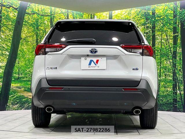 Toyota RAV4 2024-06 7963548-14