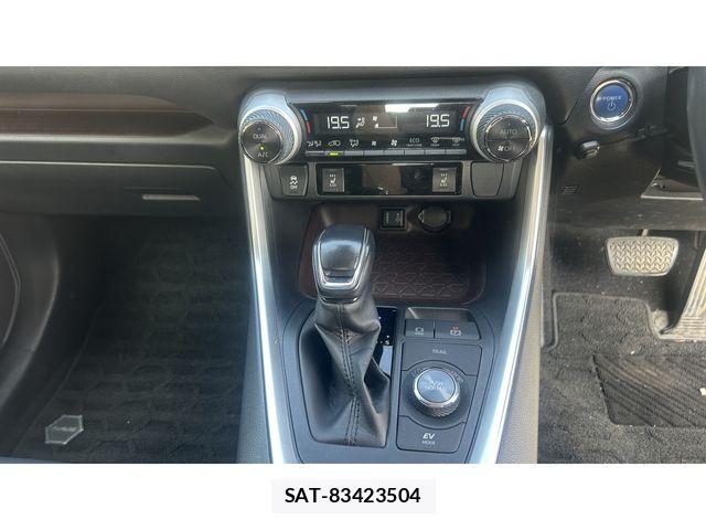 Toyota RAV4 2020-03 7963550-16