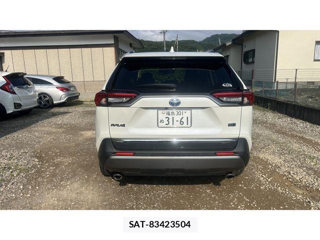 Toyota RAV4 2020-03 7963550-2
