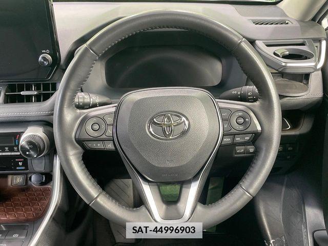 Toyota RAV4 2023-06 7963547-10