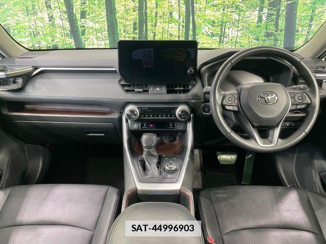 Toyota RAV4 2023-06 7963547-1