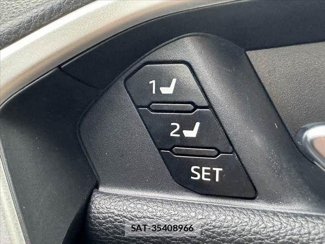 Toyota RAV4 2023-02 7963546-24