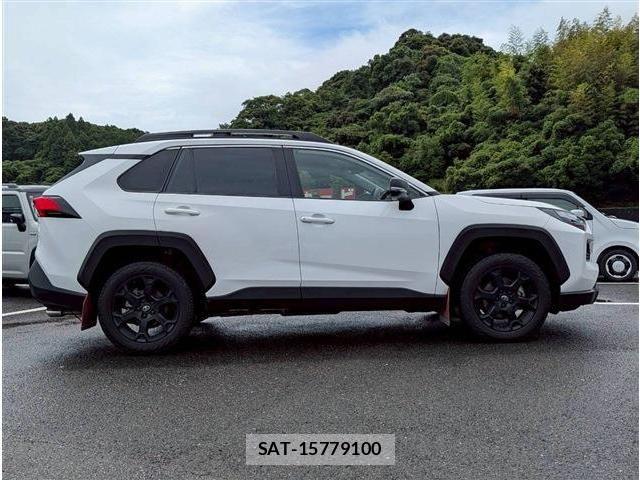 Toyota RAV4 2024-04 7980821-9