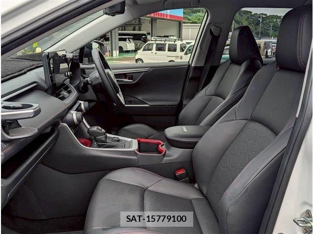 Toyota RAV4 2024-04 7980821-11