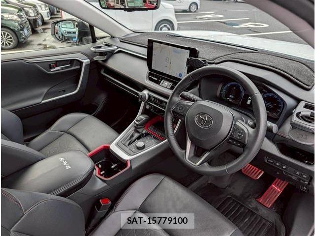 Toyota RAV4 2024-04 7980821-12