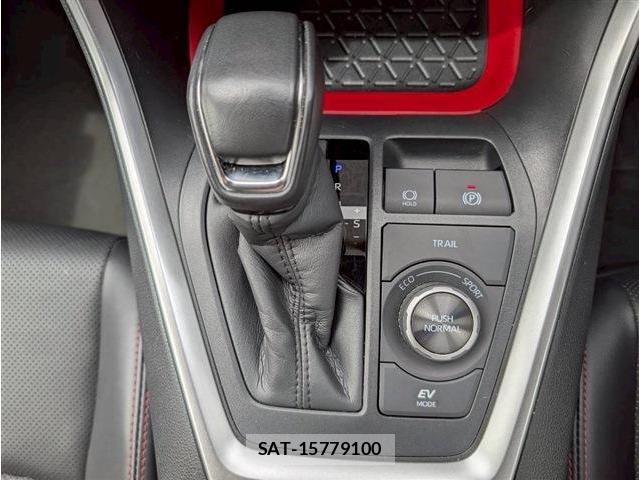 Toyota RAV4 2024-04 7980821-25