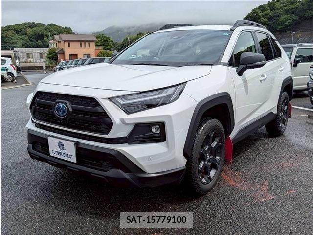 Toyota RAV4 2024-04 7980821-2