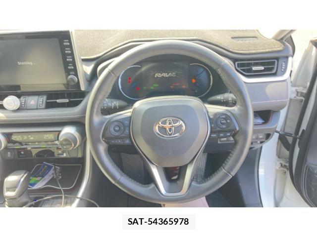 Toyota RAV4 2022-01 7980823-11