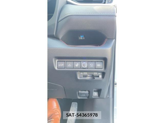 Toyota RAV4 2022-01 7980823-13