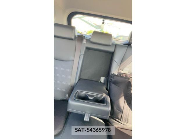 Toyota RAV4 2022-01 7980823-20