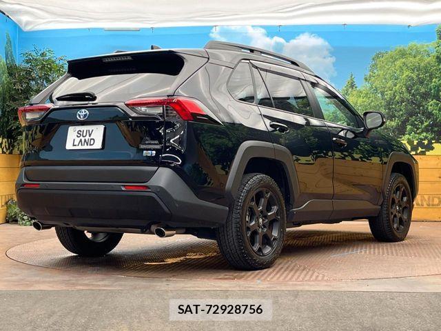 Toyota RAV4 2024-04 7980819-16