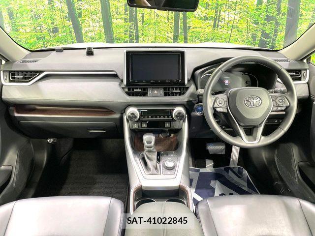 Toyota RAV4 2019-11 7980824-1