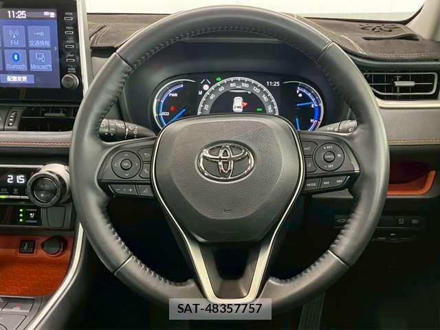 Toyota RAV4 2022-08 7980822-12
