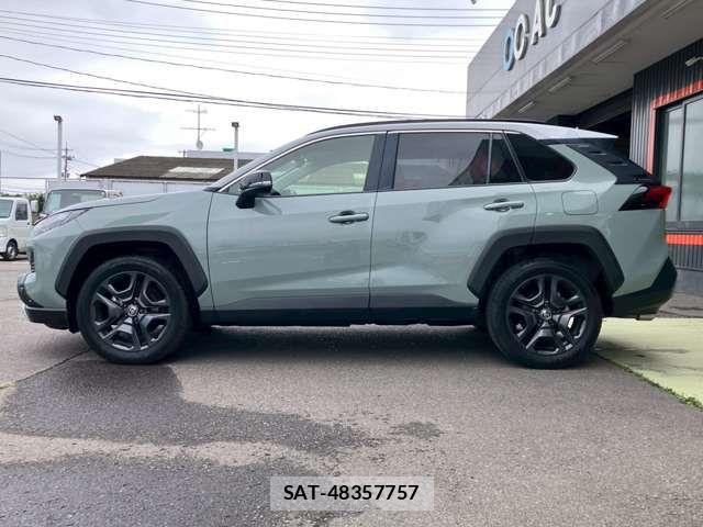 Toyota RAV4 2022-08 7980822-16