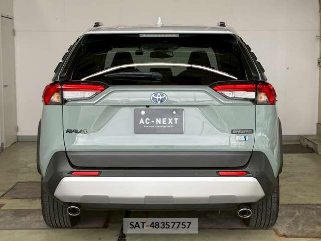 Toyota RAV4 2022-08 7980822-17