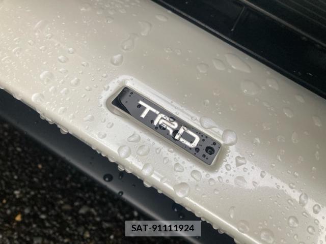 Toyota RAV4 2021-11 7980825-13